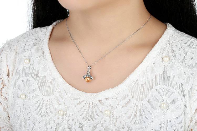 Women's 925 Sterling Stylish Silver Bee Shaped Pendant