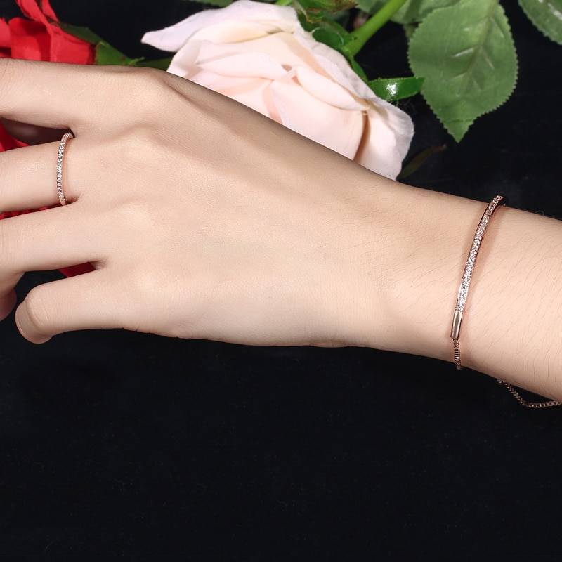 Women's Elegant Bangle Bracelet