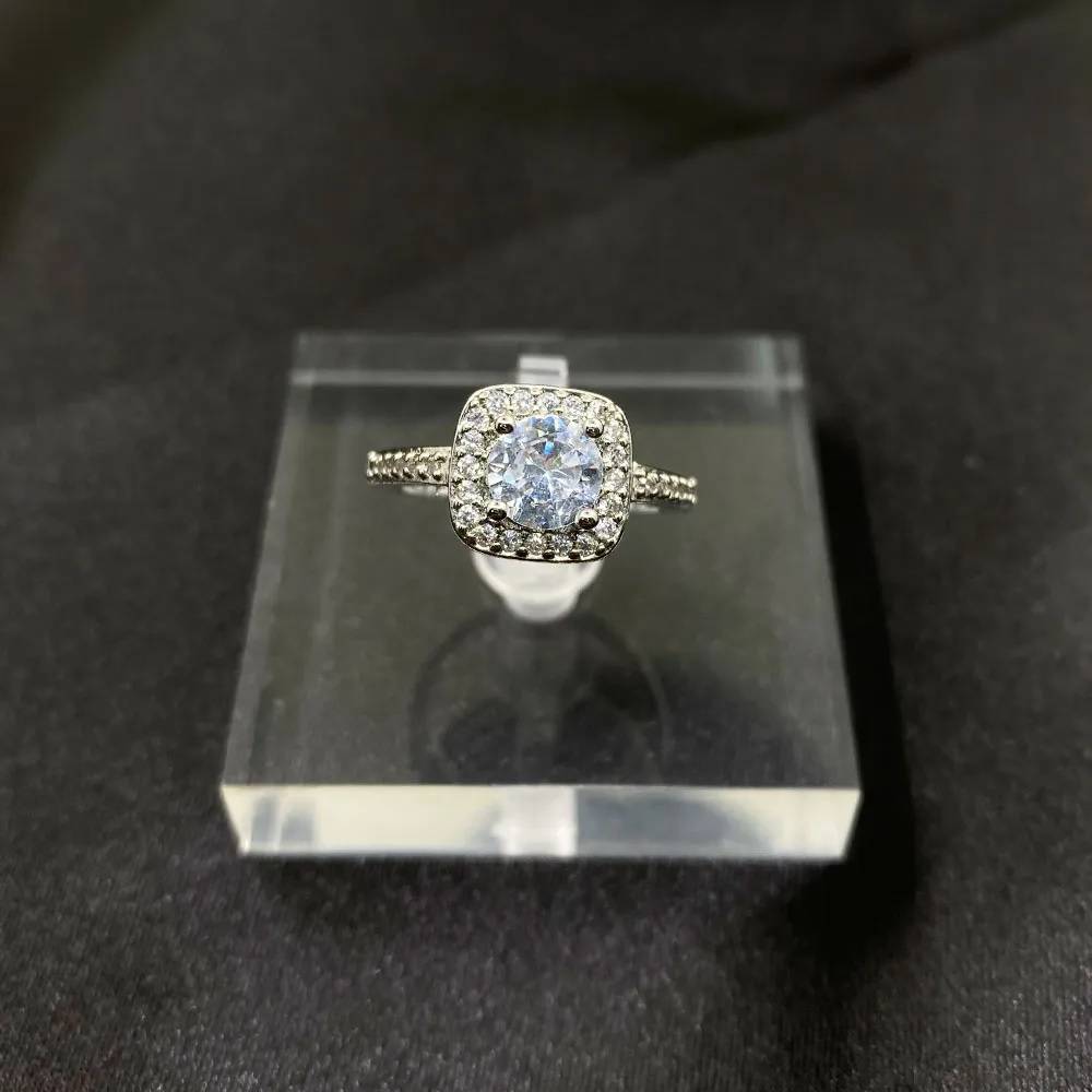 Crystals Decorated Wedding Ring Rings Wedding & Engagement Jewelry Women Jewelry 