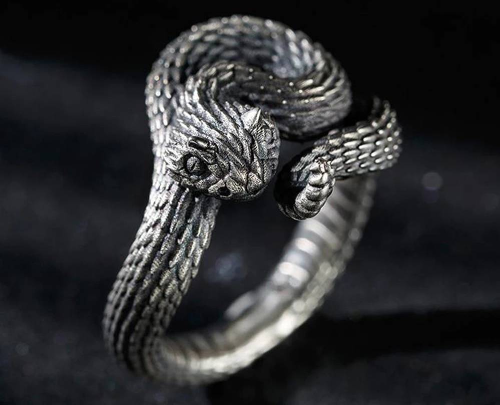 Realistic Rattlesnake Cobra Double Heads Snake Ring - Jewelry Reimagine