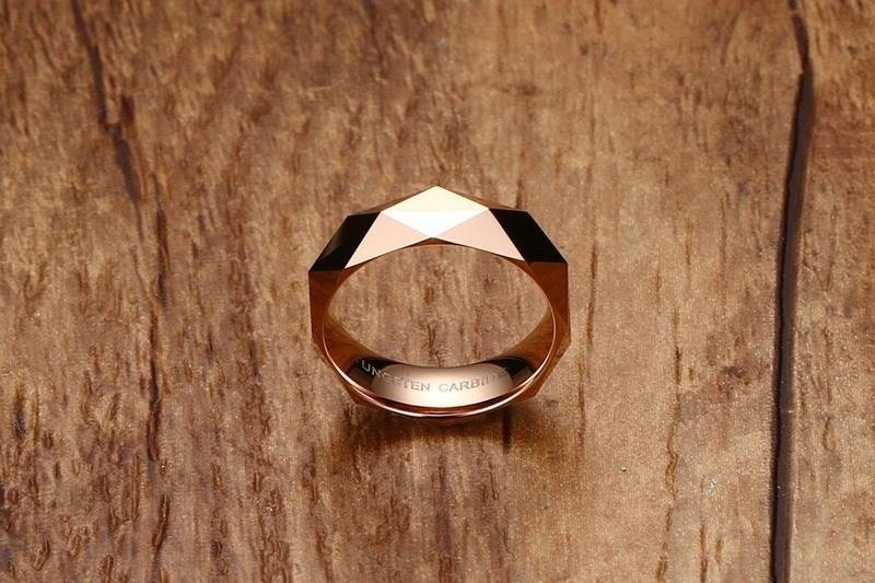 Faceted Beveled Edges Tungsten Carbide Wedding Band for Men Men Jewelry New Arrivals Rings Wedding & Engagement Jewelry 