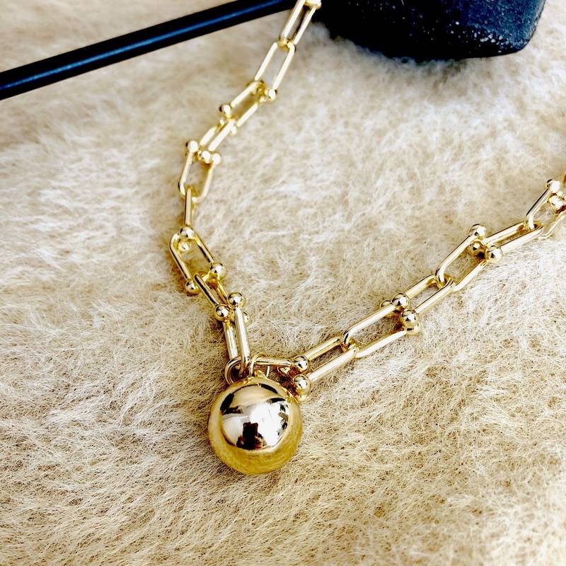 Vintage Metal Ball Pendant Big U Chains Necklace Necklaces New Arrivals Pendants Women Jewelry 