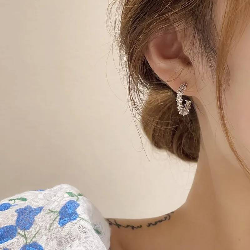 C-shaped Semicircular Hoop Earrings for Woman Earrings Women Jewelry 