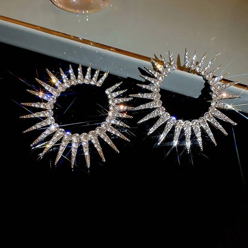 Large Circle Halo Star Flower Rhinestone Stud Earrings 